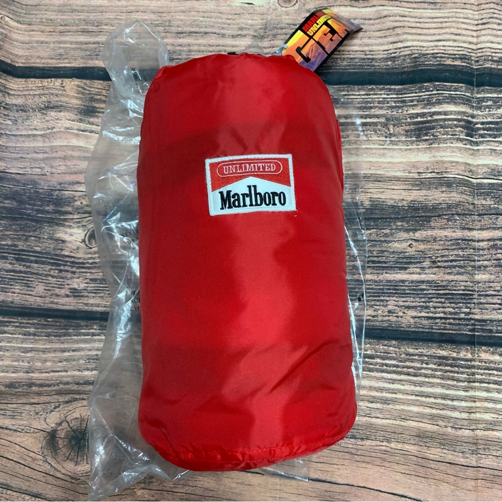 90's Vintage Marlboro Adventure Team Sleeping Bag BRAND NEW